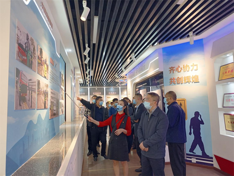 交通部调研组、省交通厅莅临公司视察养护管理工作（10 (4)