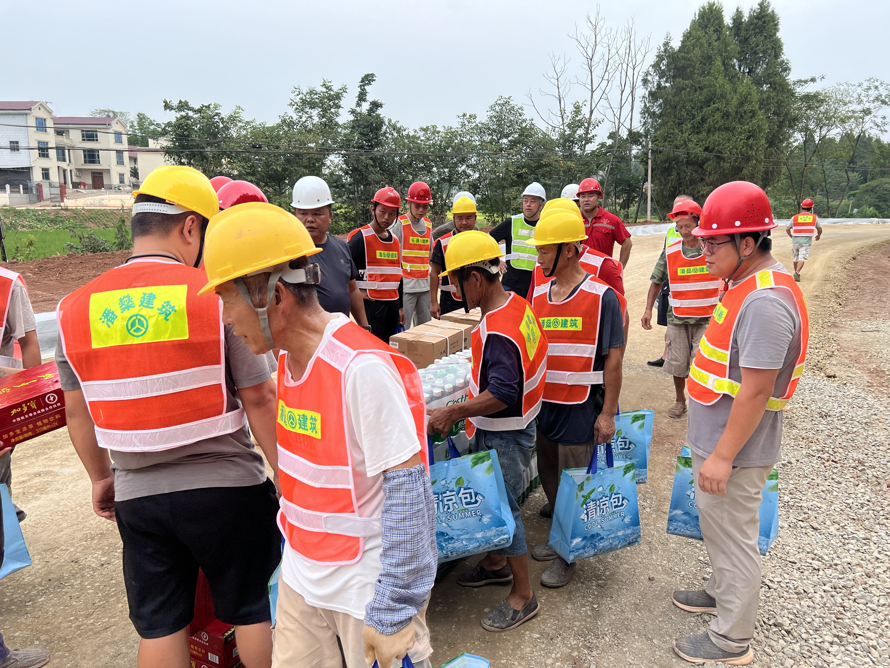 b4b06481-5986-4c5b-90b3-d9041659ff99